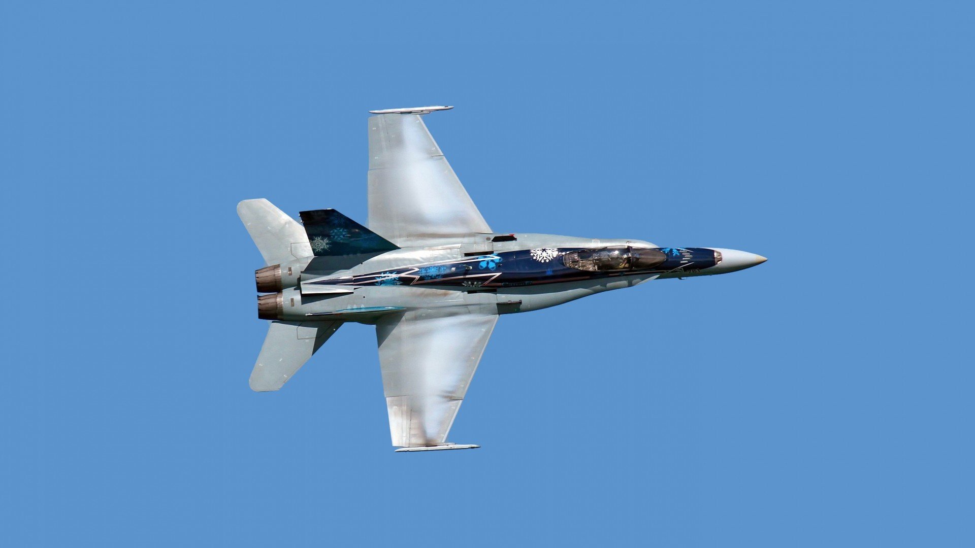 九游9游-里奇·麦考无愧为橄榄球场上的“战术大师”